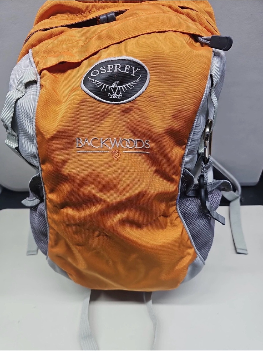 OSPREY Backwoods Orange and Gray Men's Daypack